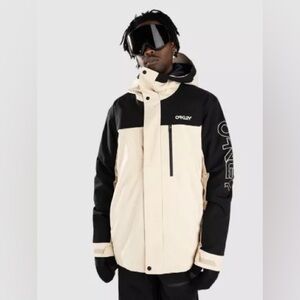 Oakley Men's Black and Cream Ski Jacket